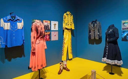 What"s New in Western Wear